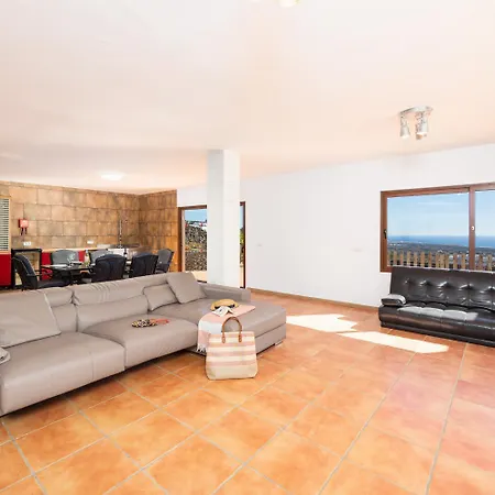 Asomada Villa *